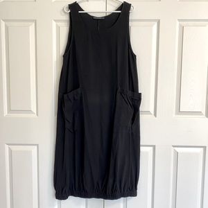 Black Sleeveless Dress